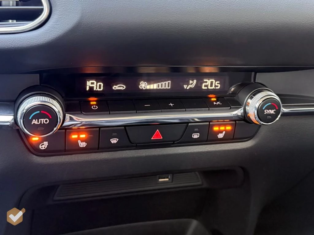 Hoofdafbeelding Mazda CX-30