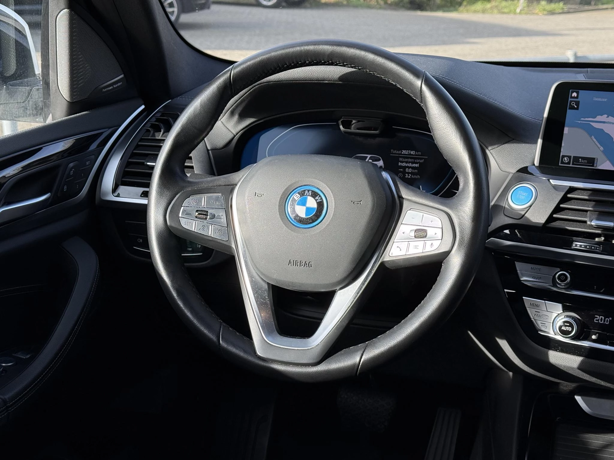 Hoofdafbeelding BMW iX3
