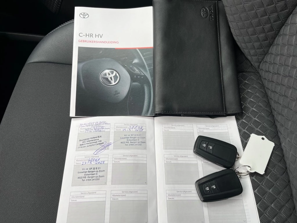 Hoofdafbeelding Toyota C-HR
