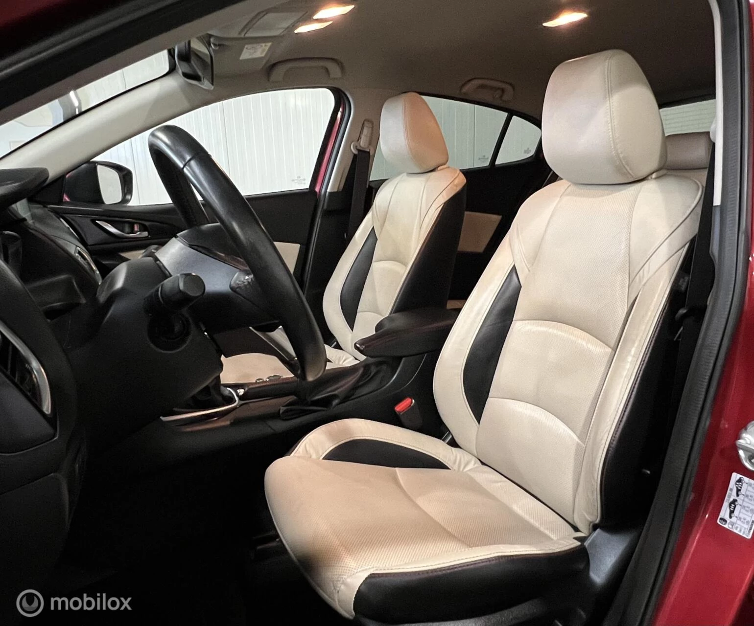 Hoofdafbeelding Mazda 3