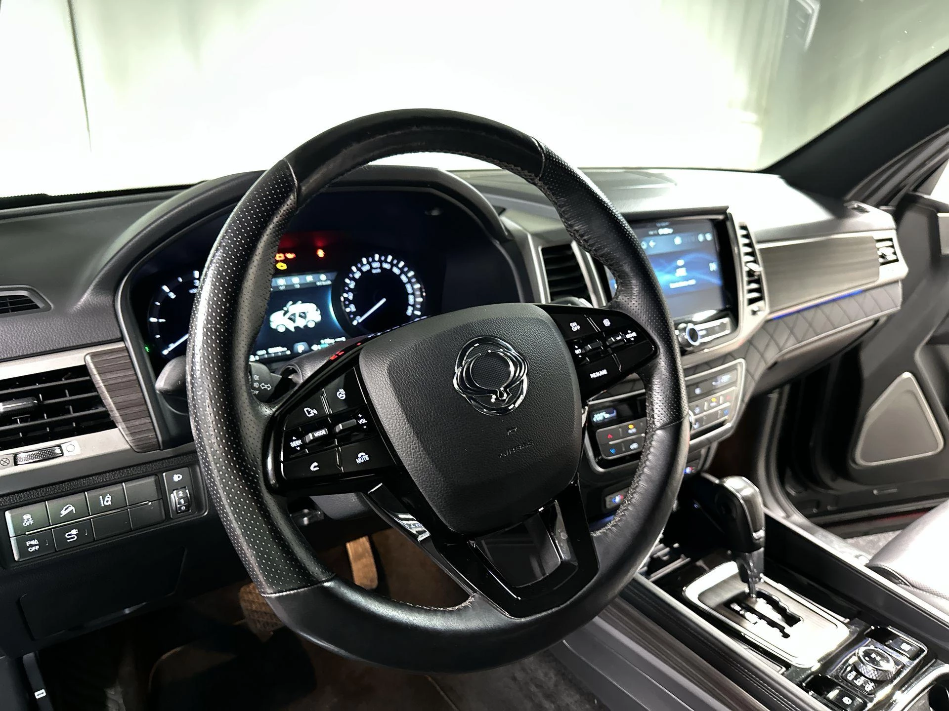 Hoofdafbeelding SsangYong Rexton