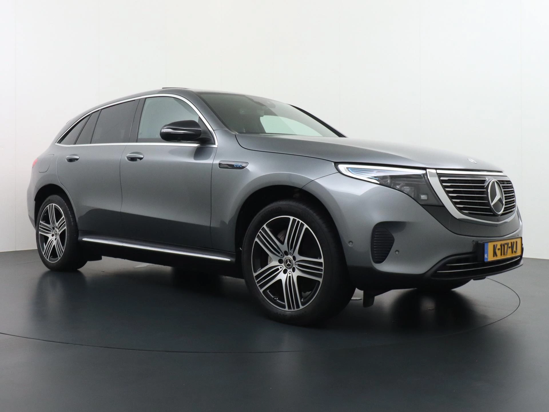 Hoofdafbeelding Mercedes-Benz EQC