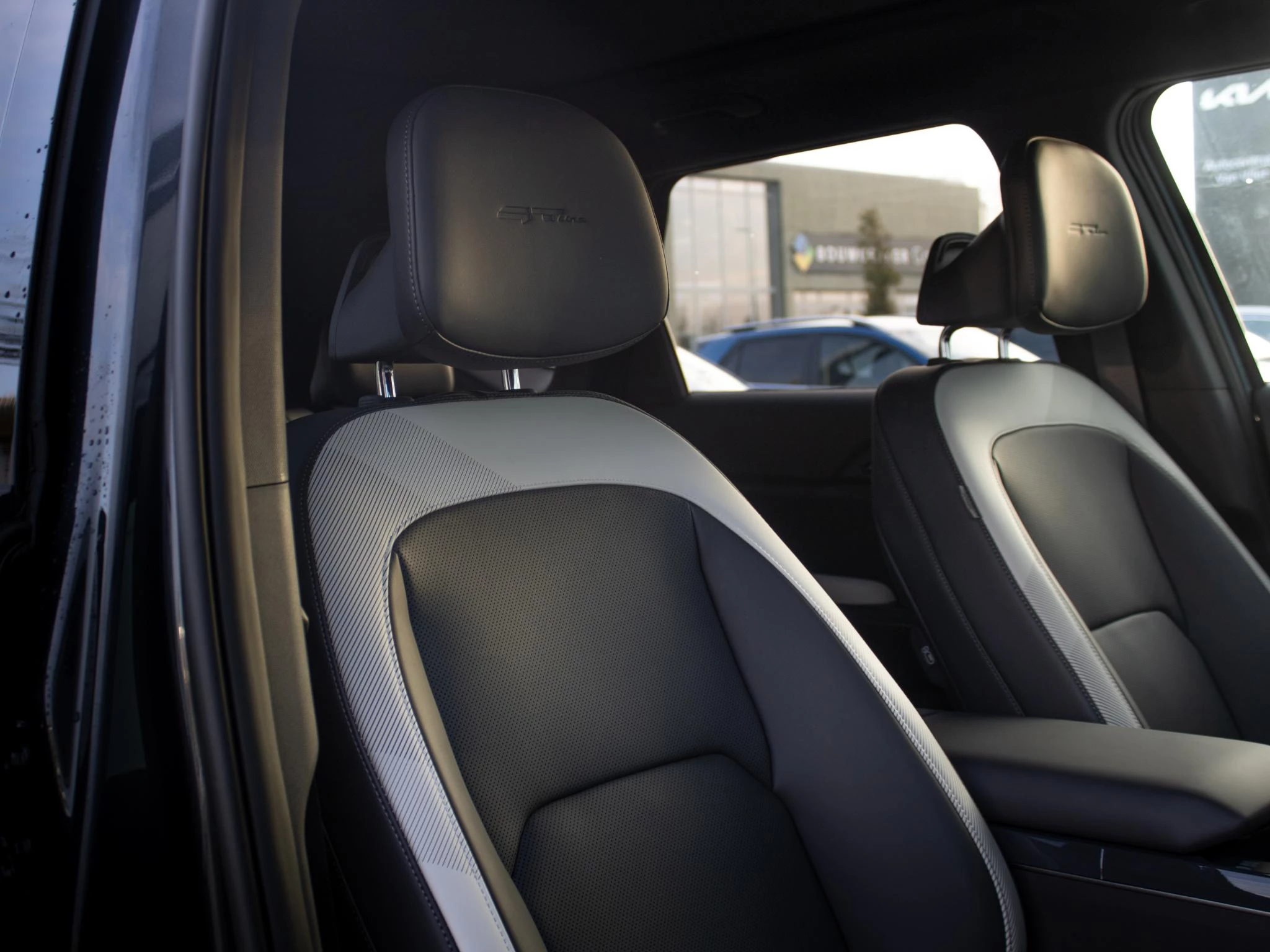 Hoofdafbeelding Kia EV5