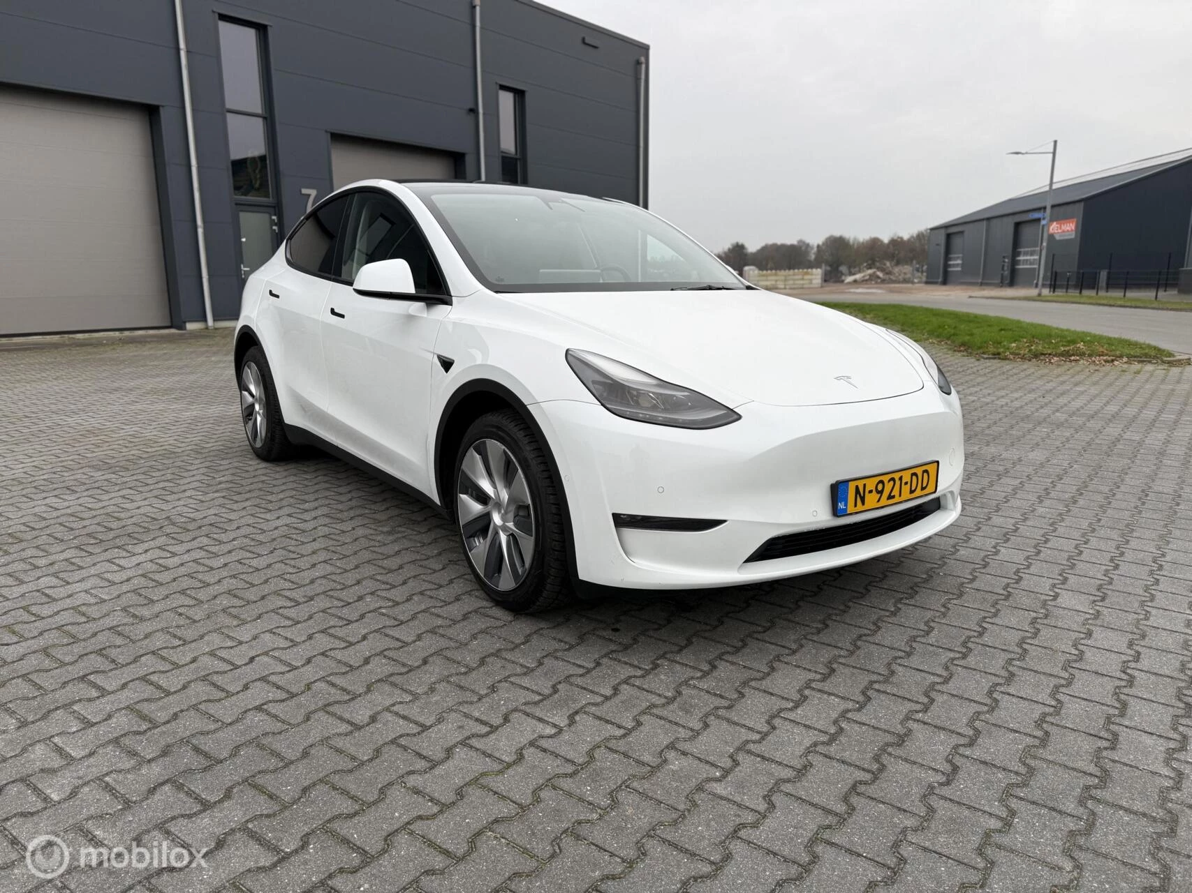 Hoofdafbeelding Tesla Model Y