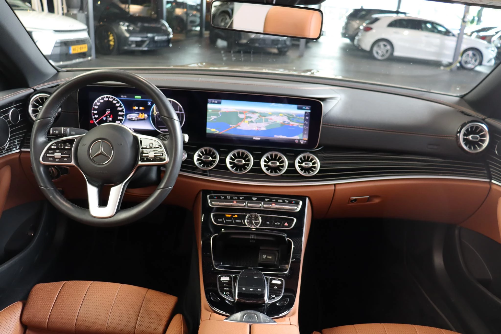 Hoofdafbeelding Mercedes-Benz E-Klasse