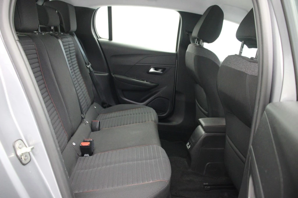 Hoofdafbeelding Peugeot e-208