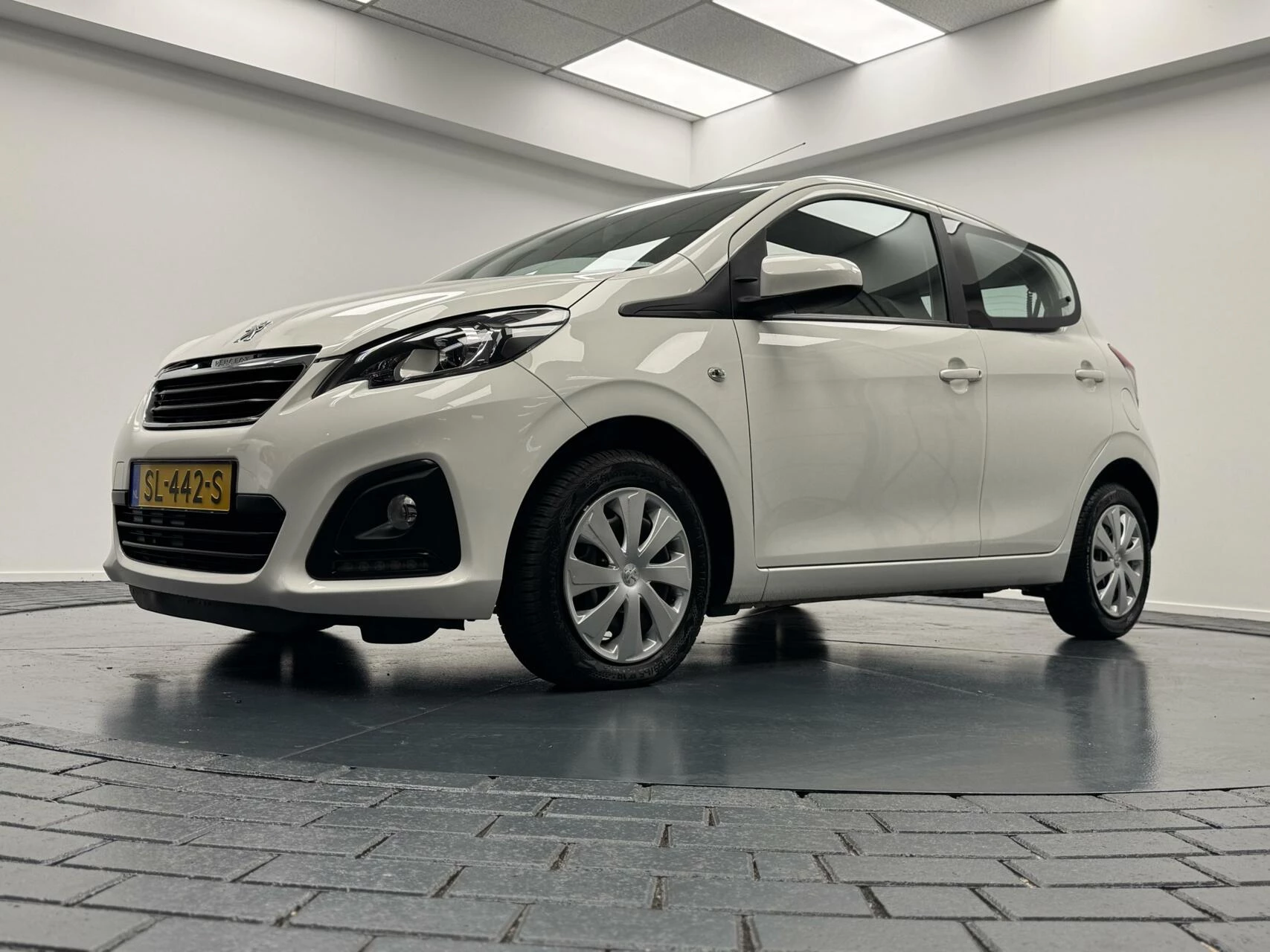 Hoofdafbeelding Peugeot 108