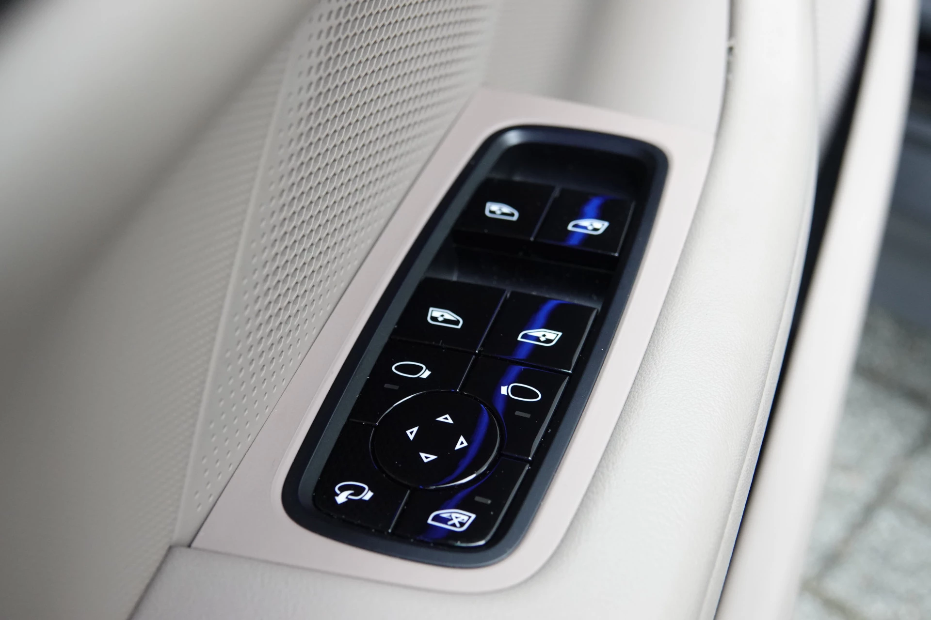 Hoofdafbeelding Porsche Taycan