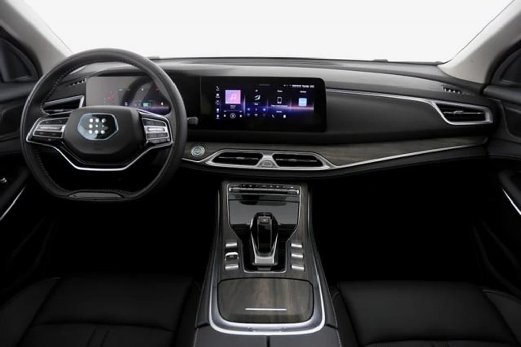 Hoofdafbeelding DFSK E5 PHEV