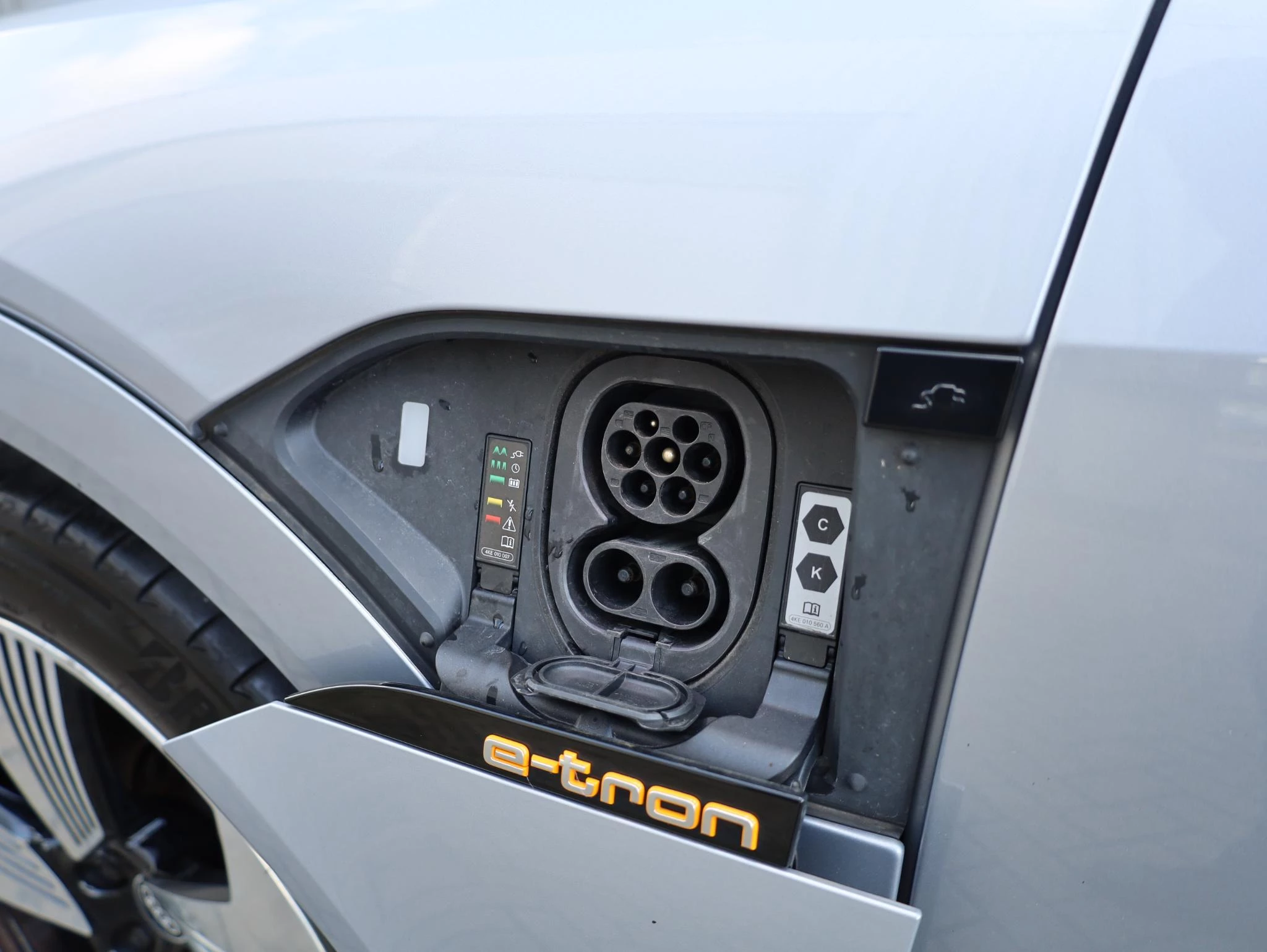 Hoofdafbeelding Audi e-tron