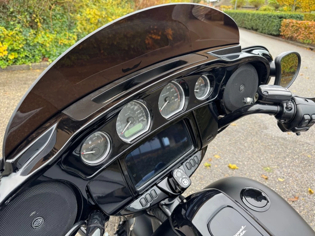 Hoofdafbeelding Harley-Davidson Street Glide