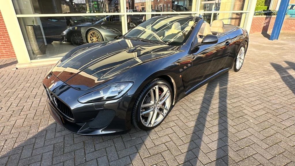 Hoofdafbeelding Maserati GranCabrio