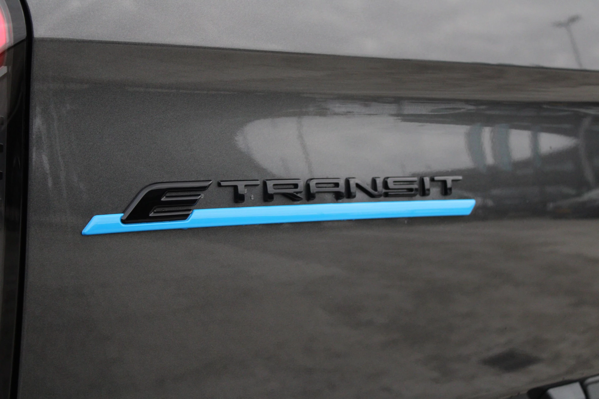 Hoofdafbeelding Ford E-Transit Custom