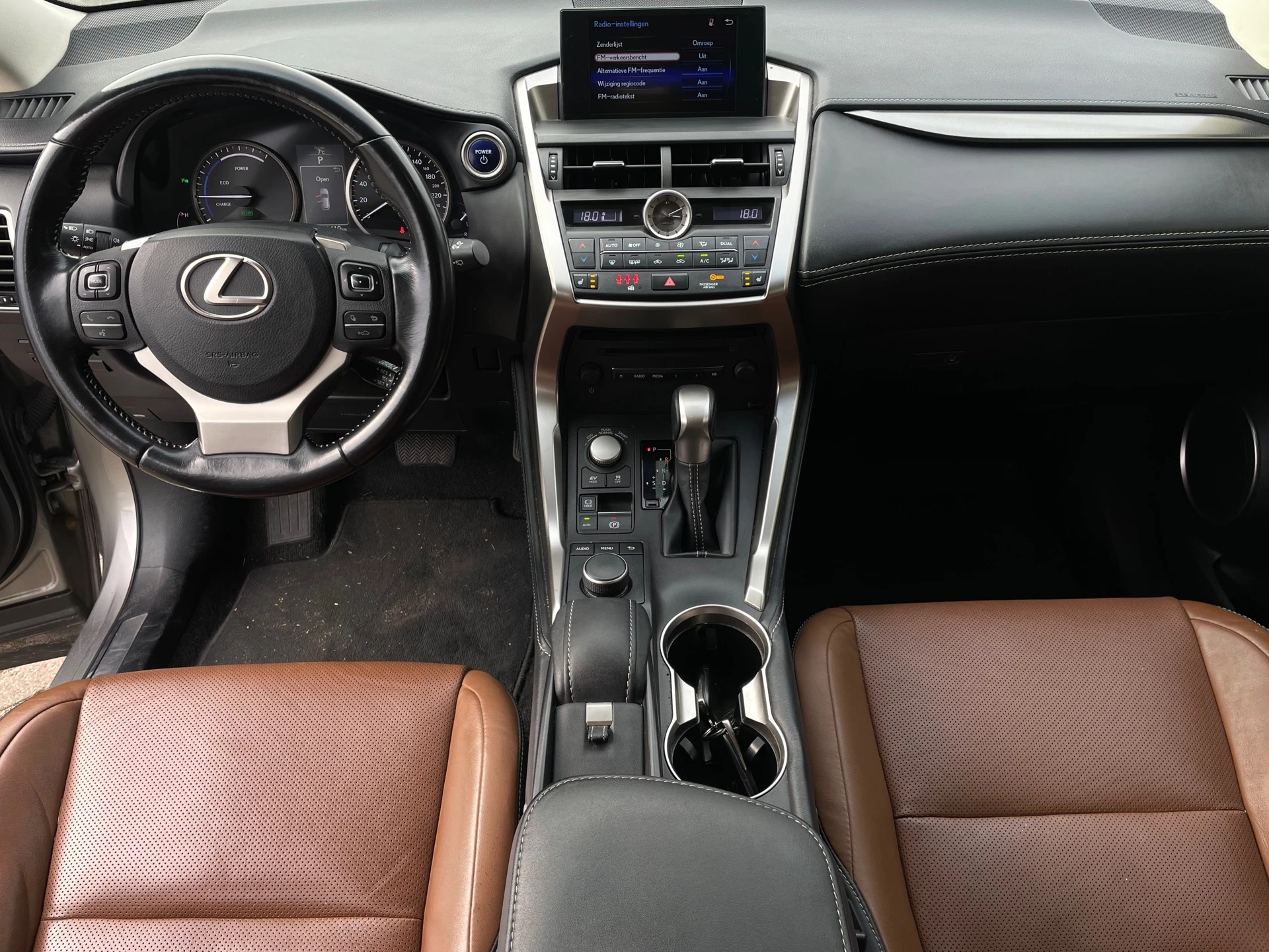 Hoofdafbeelding Lexus NX