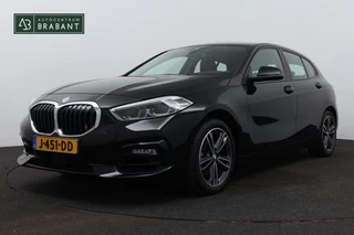 BMW 1-serie 118i Executive Edition SportLine (1e Eig, NL-auto, DealeronderH, Navi Prof, Apple Carplay, PDC V+A, Cruise Con, Etc)