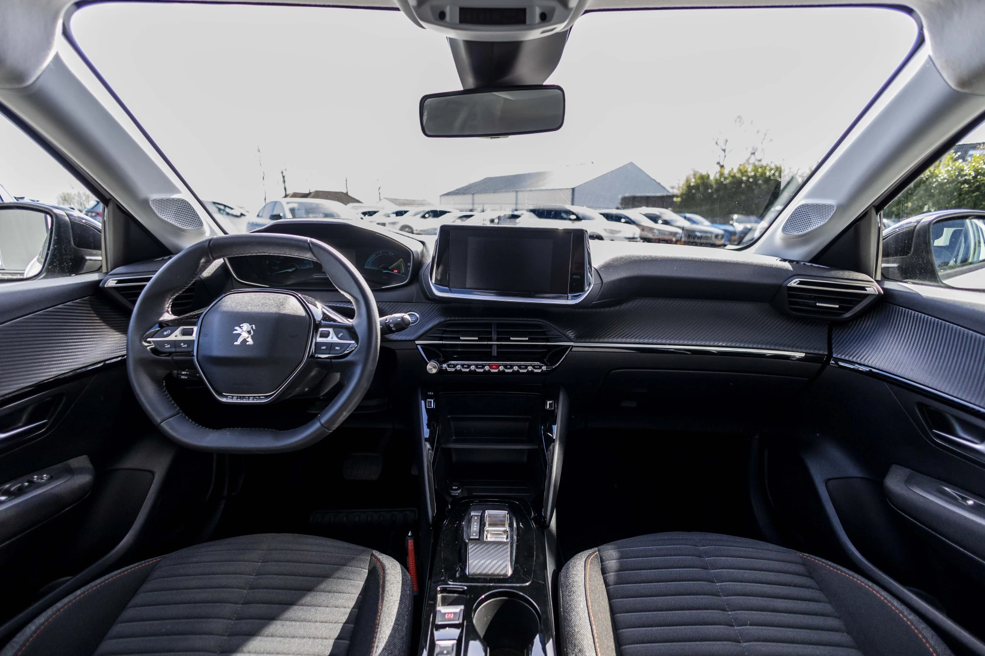 Hoofdafbeelding Peugeot e-208