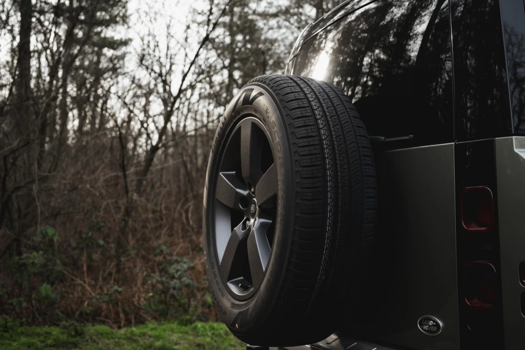 Hoofdafbeelding Land Rover Defender