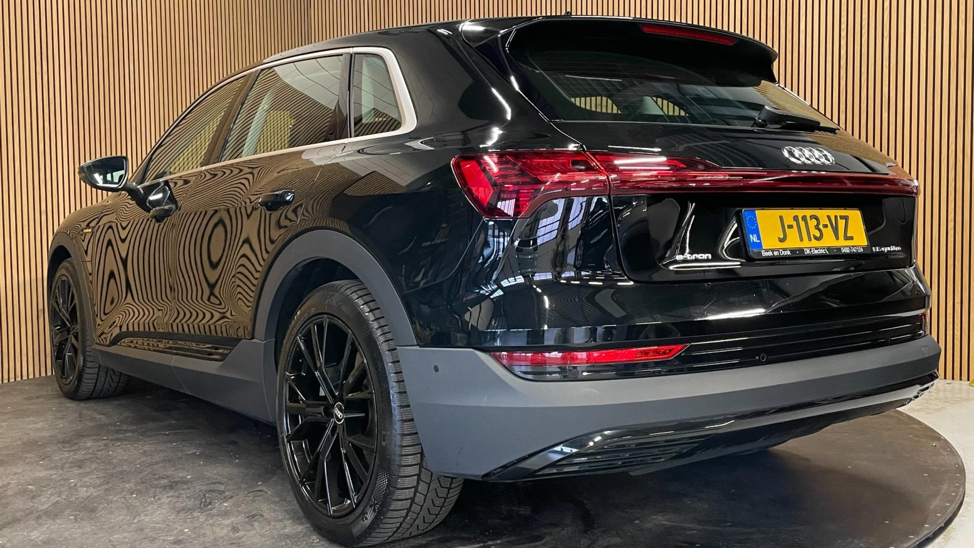 Hoofdafbeelding Audi e-tron