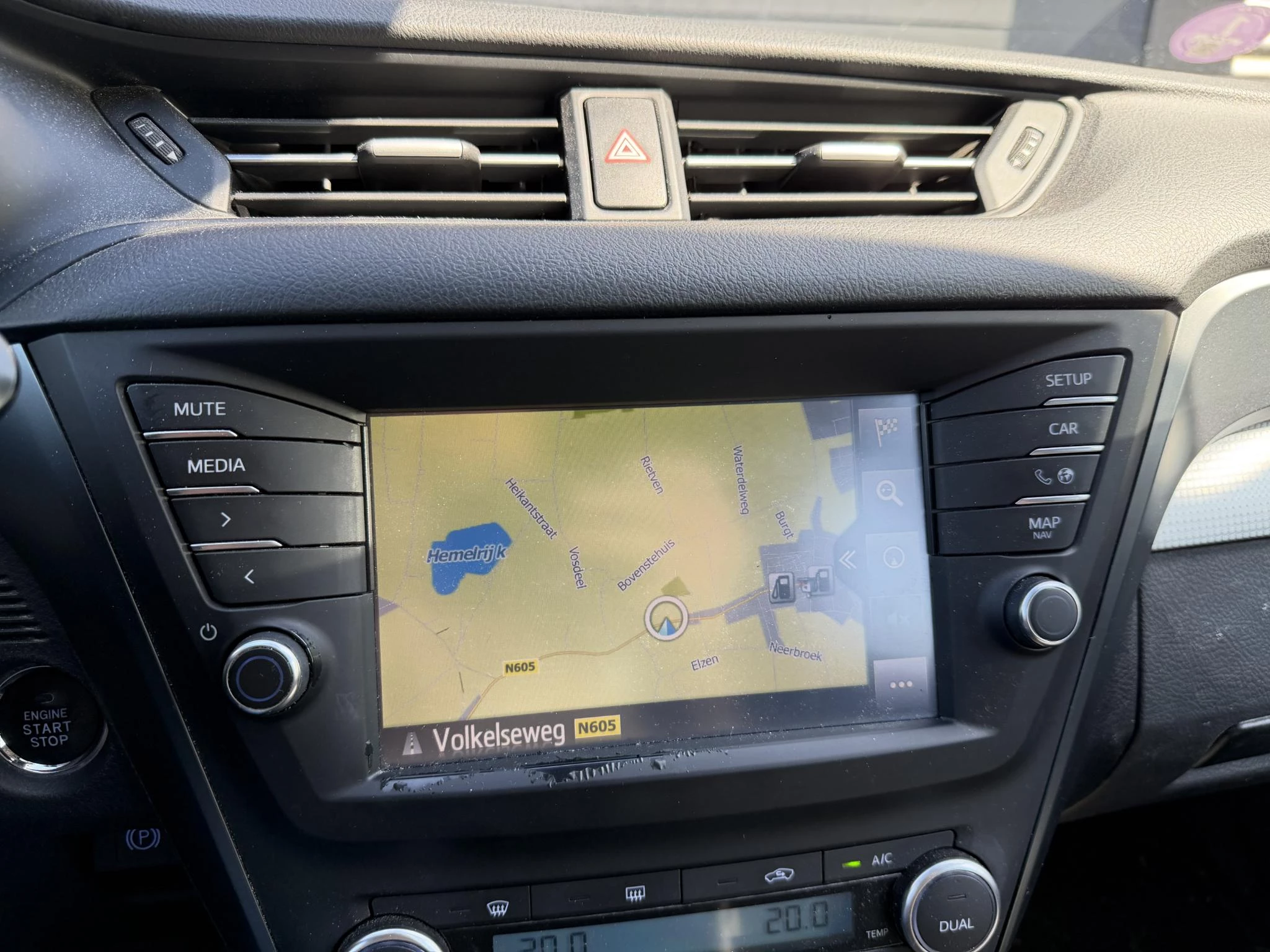 Hoofdafbeelding Toyota Avensis