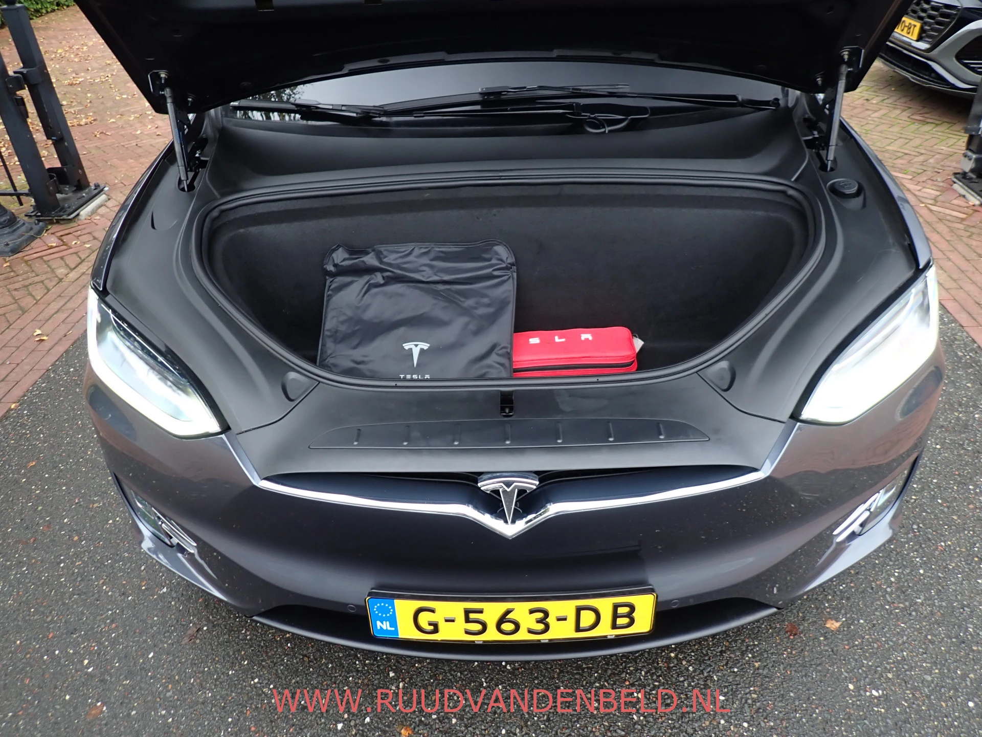 Hoofdafbeelding Tesla Model X