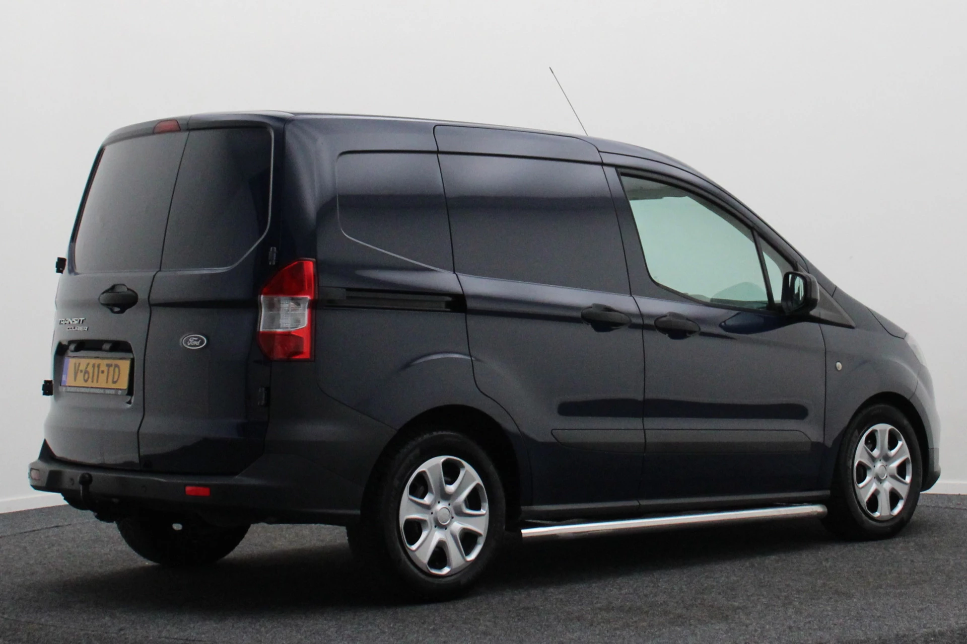 Hoofdafbeelding Ford Transit Courier