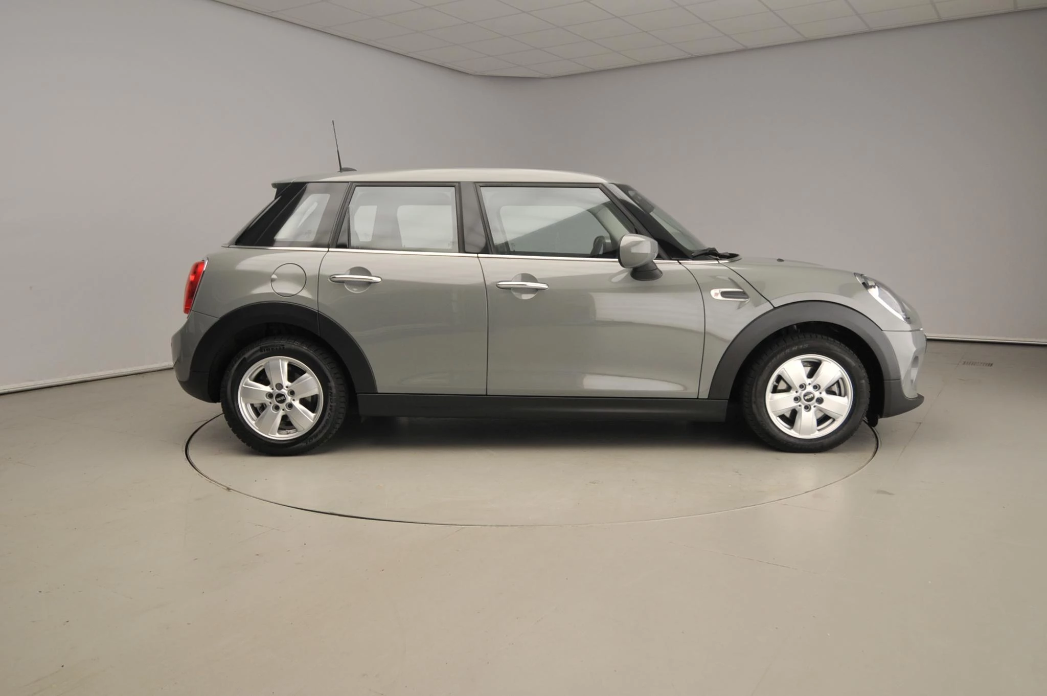 Hoofdafbeelding MINI 5-deurs