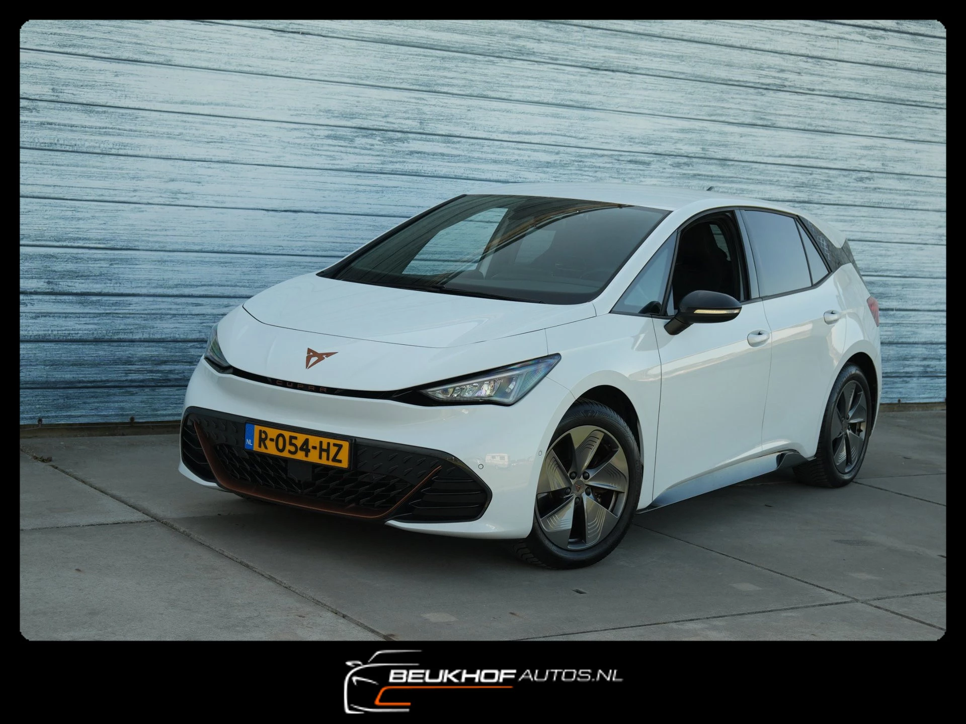 Hoofdafbeelding CUPRA Born