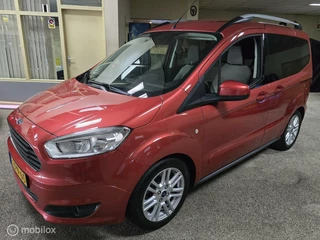 Ford Tourneo Courier 1.0 Titanium A. Camera