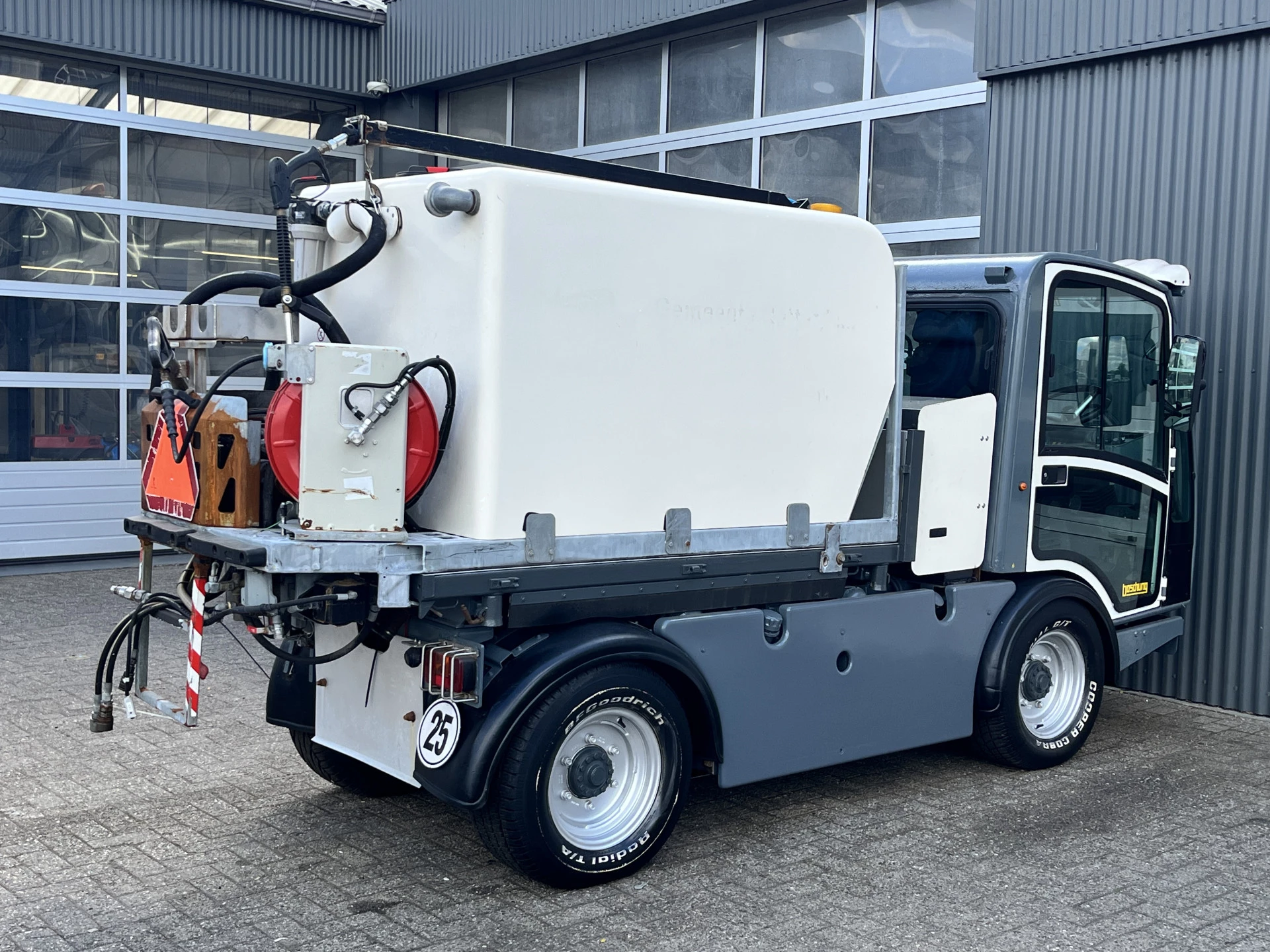 Hoofdafbeelding boschung P4T