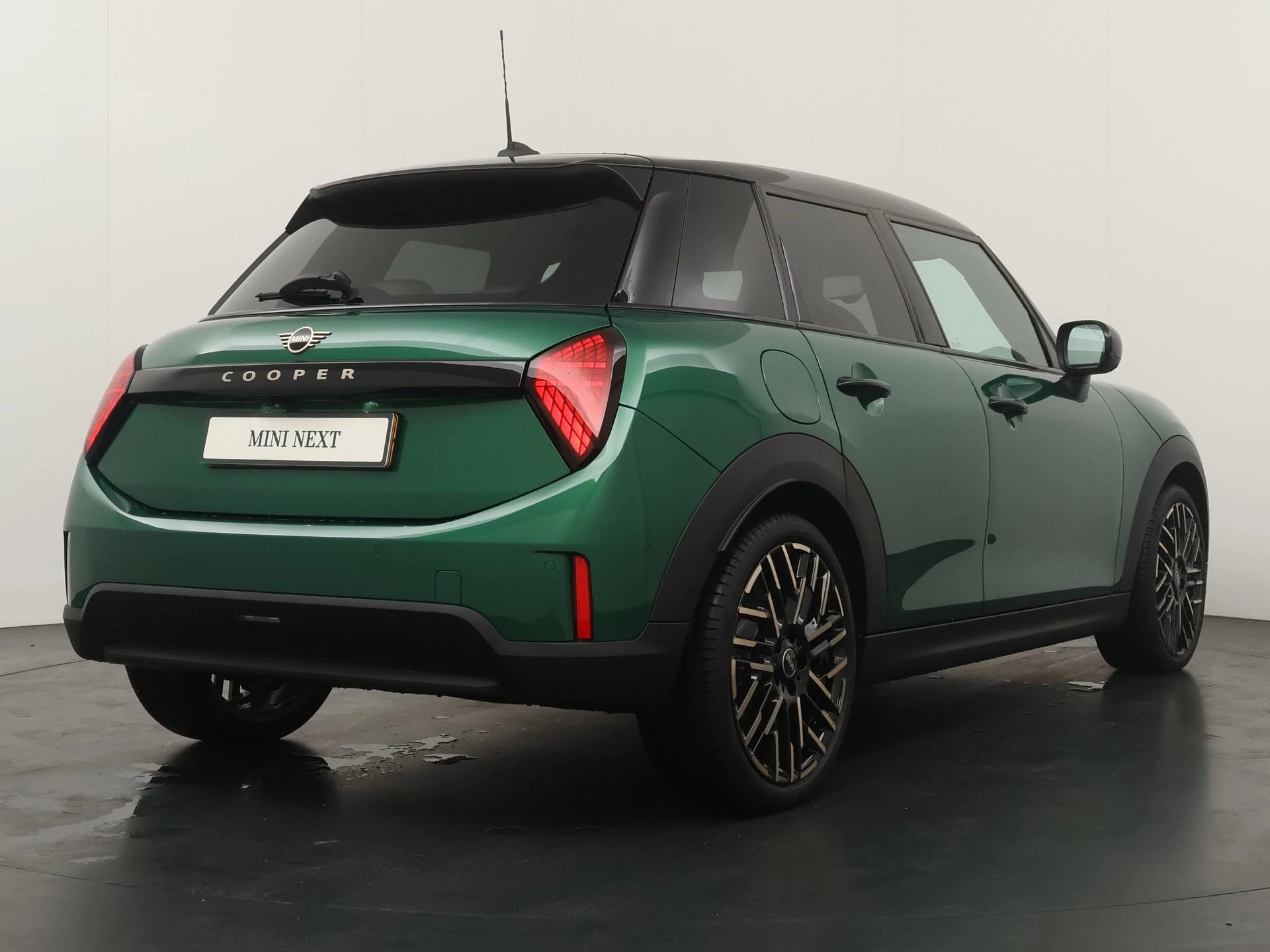 Hoofdafbeelding MINI 5-deurs