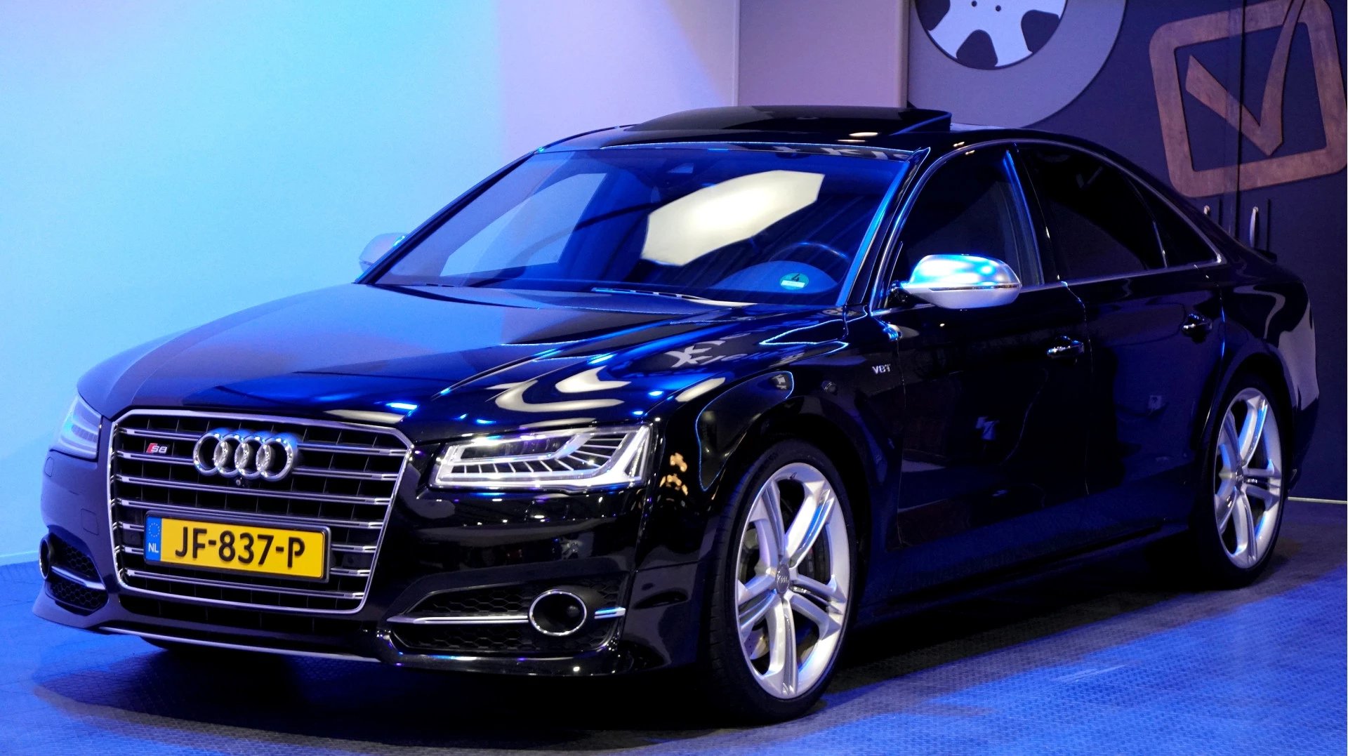 Hoofdafbeelding Audi A8