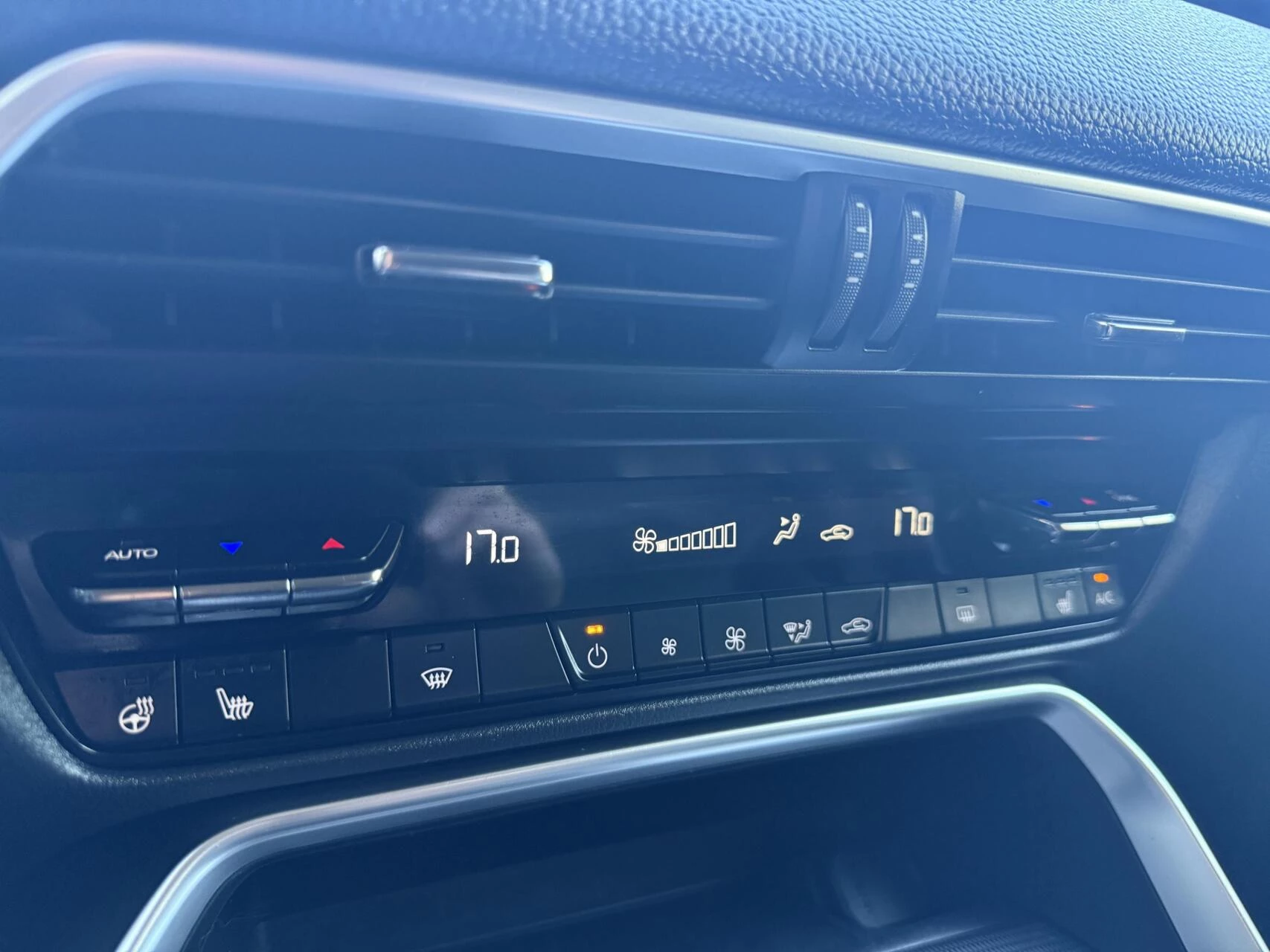 Hoofdafbeelding Mazda CX-60