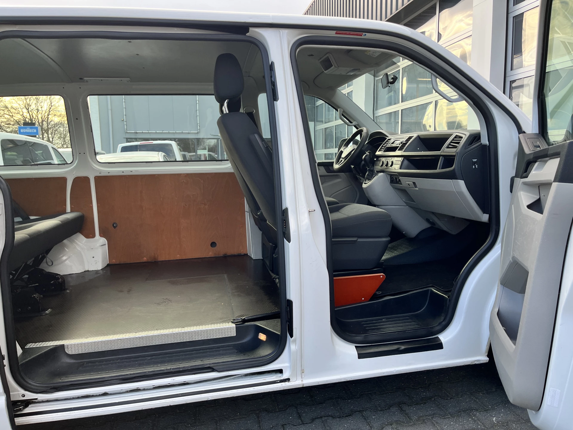 Hoofdafbeelding Volkswagen Transporter