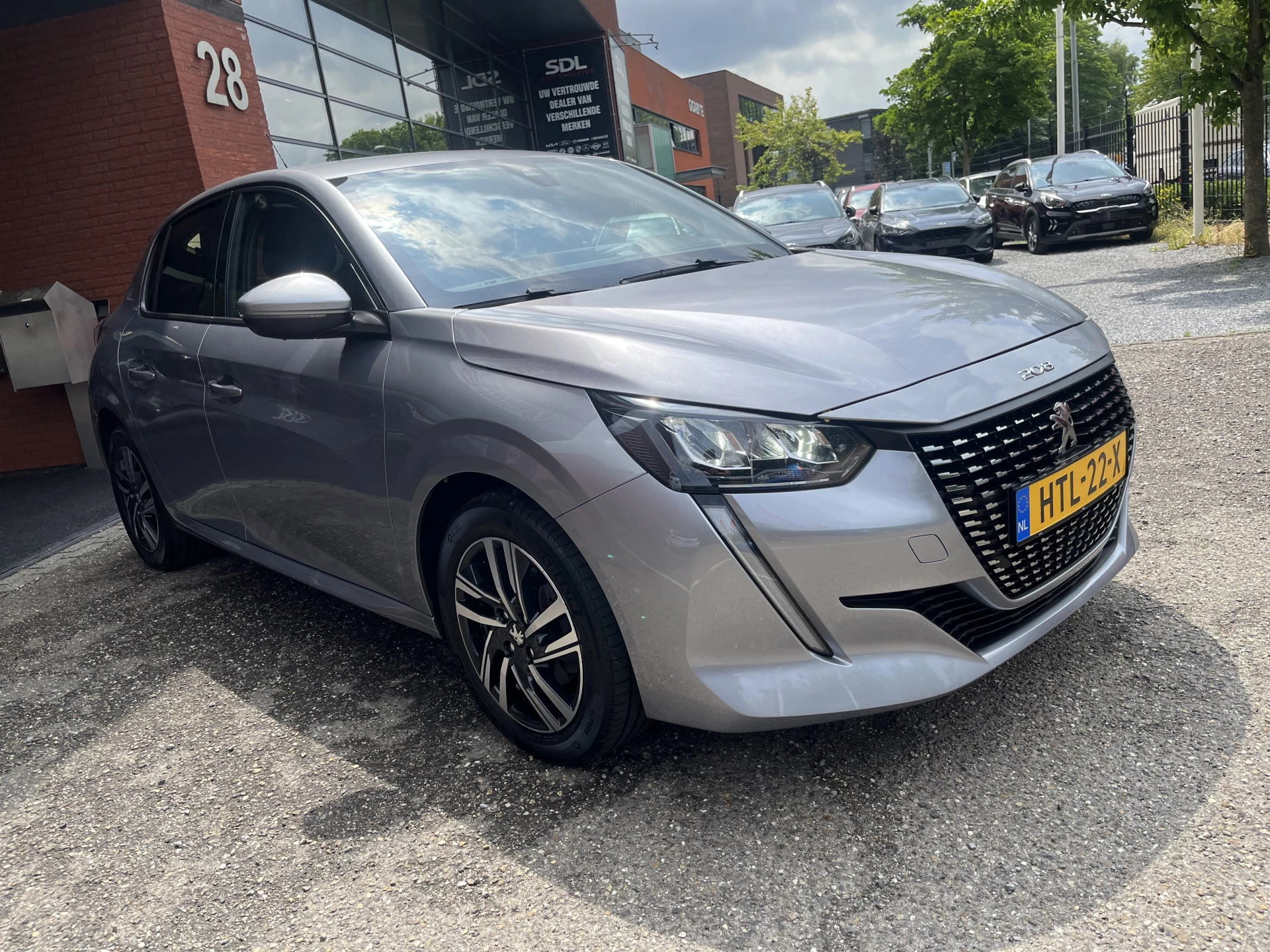 Hoofdafbeelding Peugeot 208