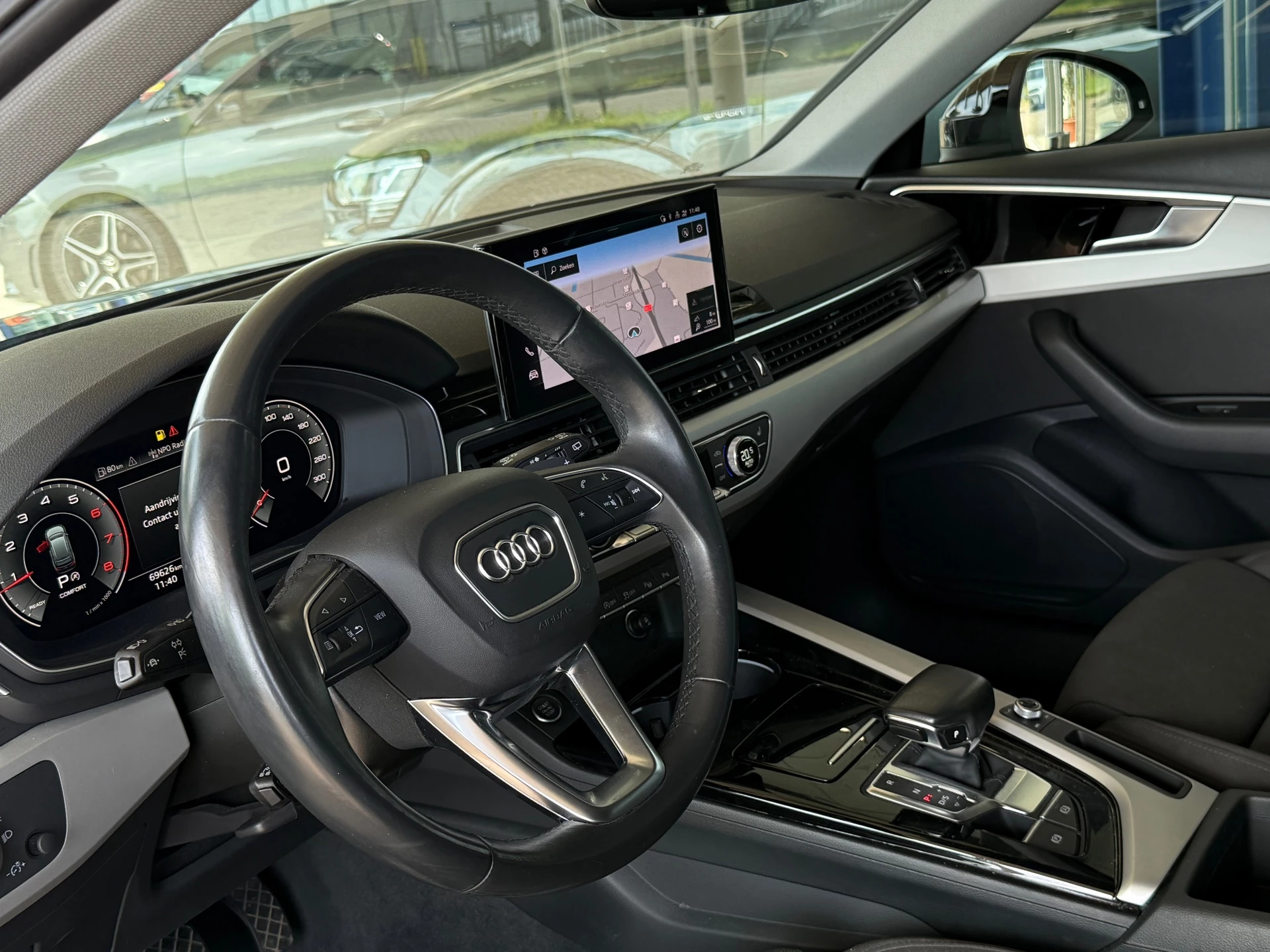 Hoofdafbeelding Audi A4