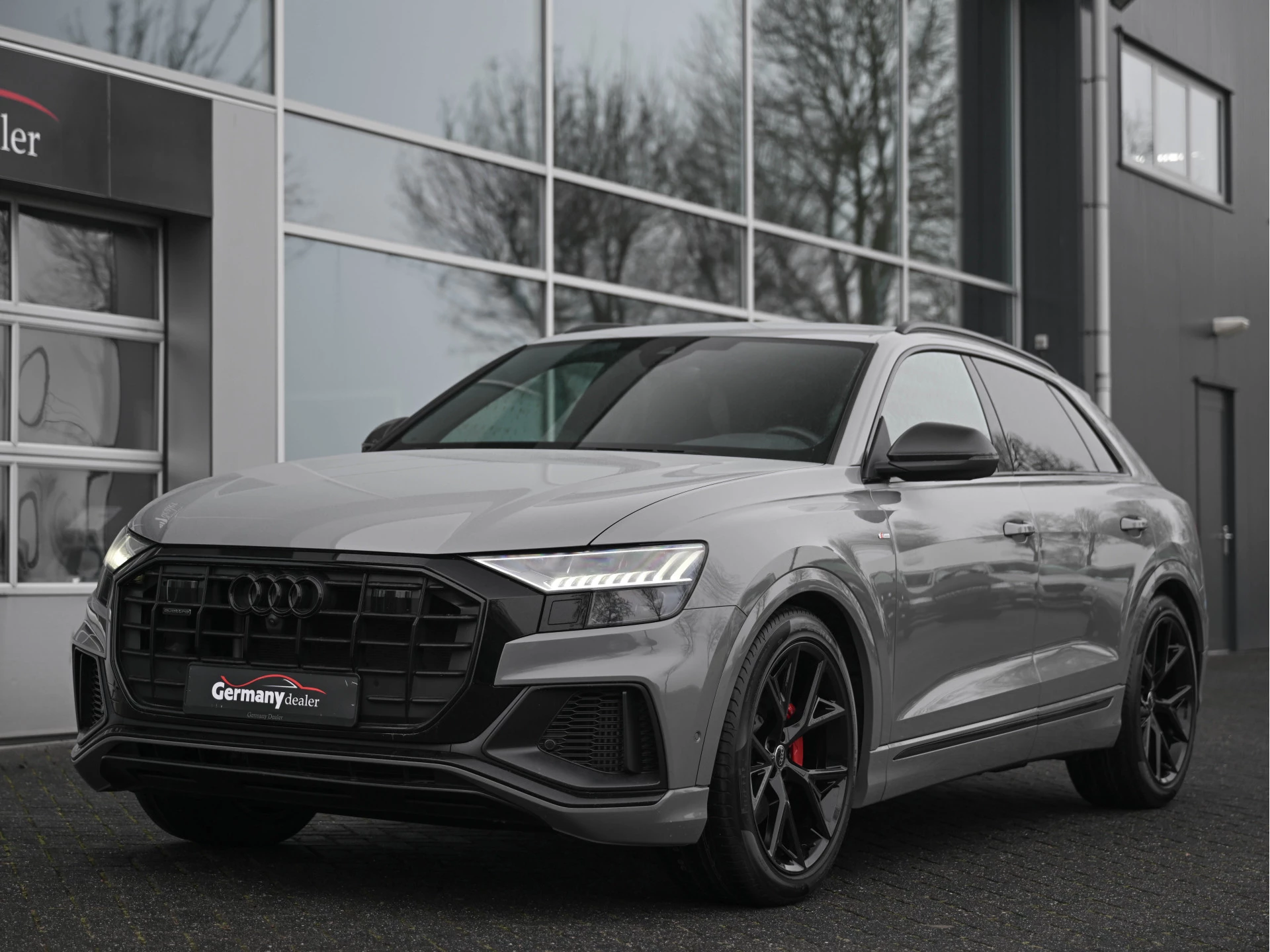 Hoofdafbeelding Audi Q8
