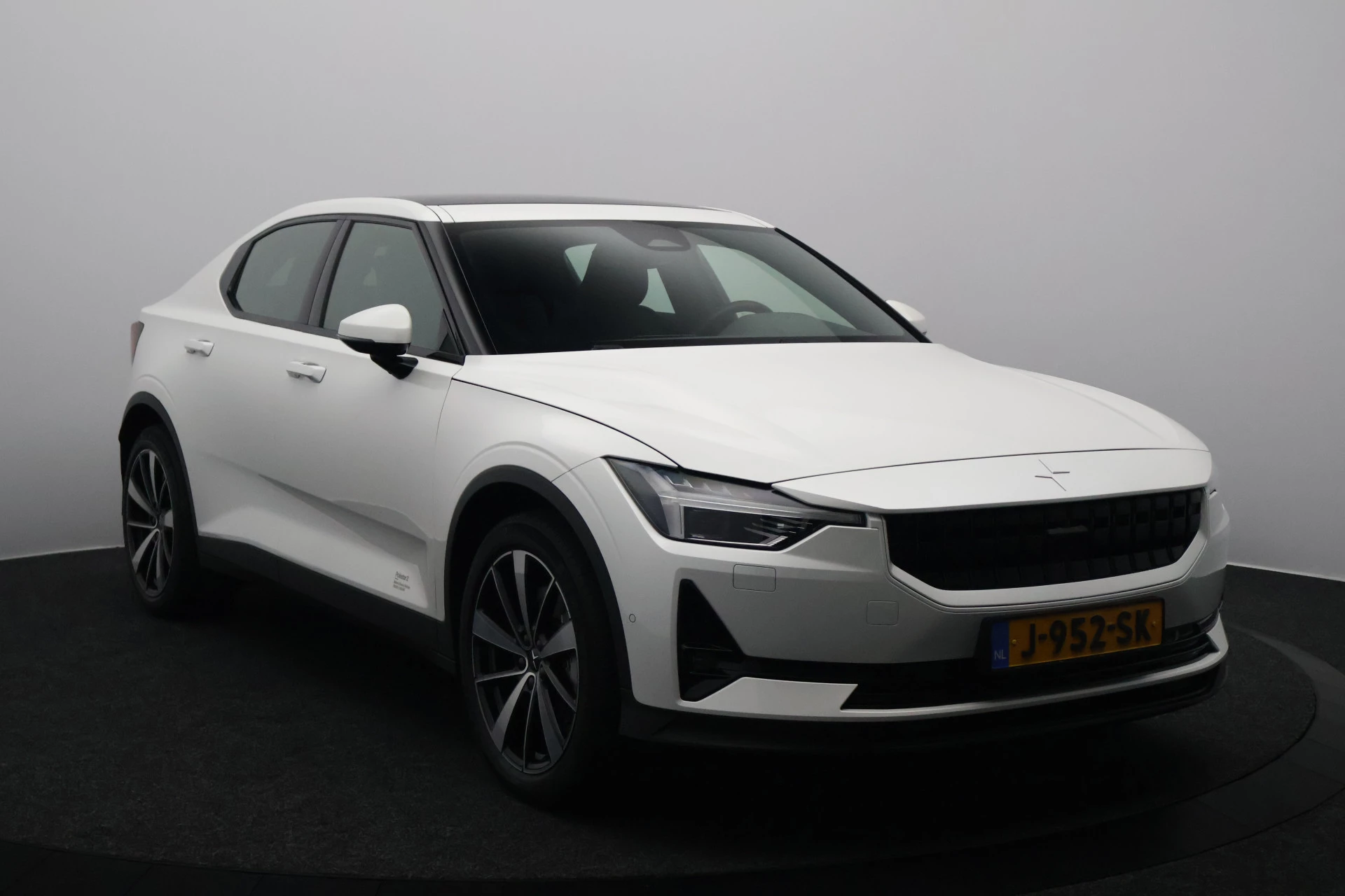 Hoofdafbeelding Polestar 2