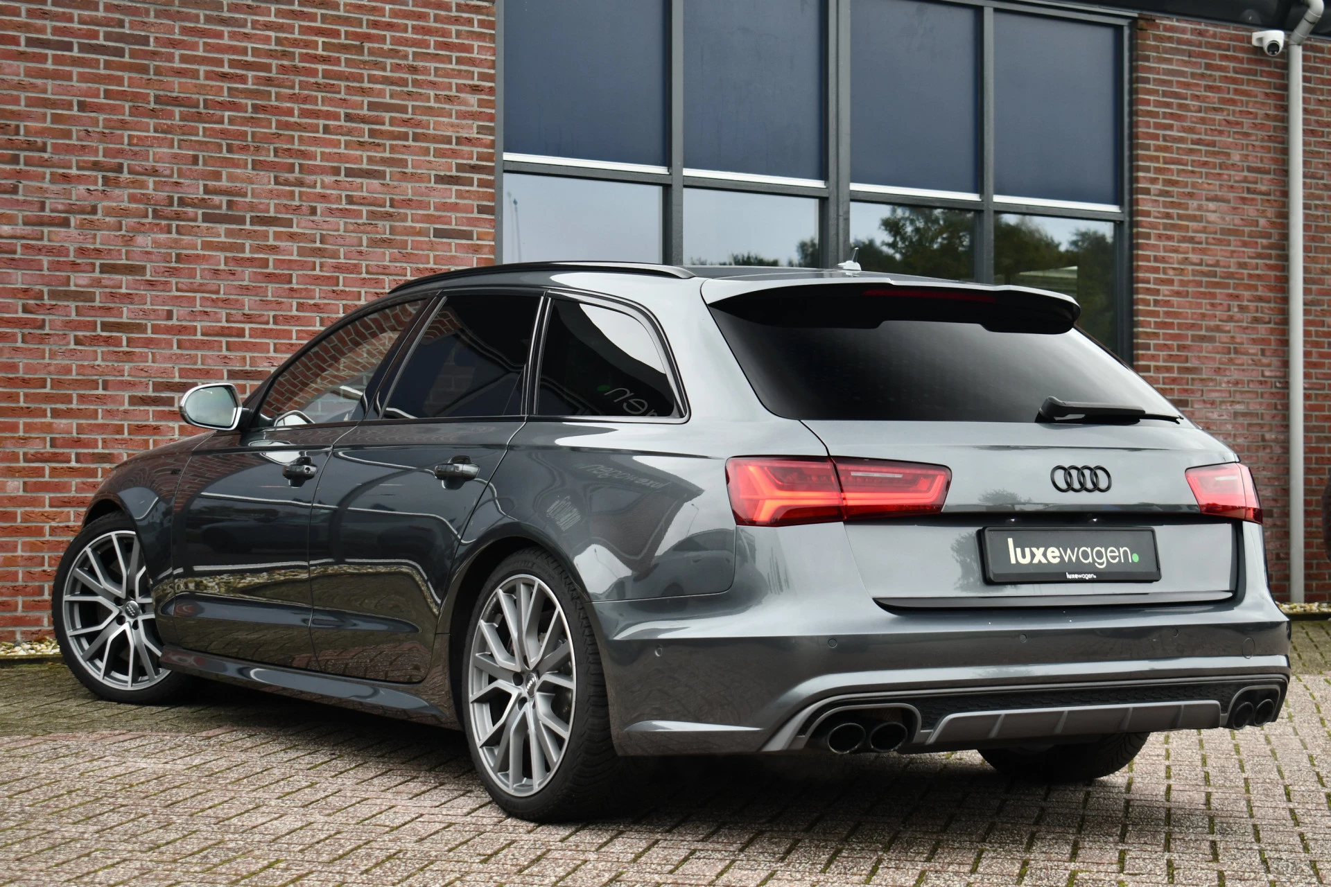 Hoofdafbeelding Audi S6