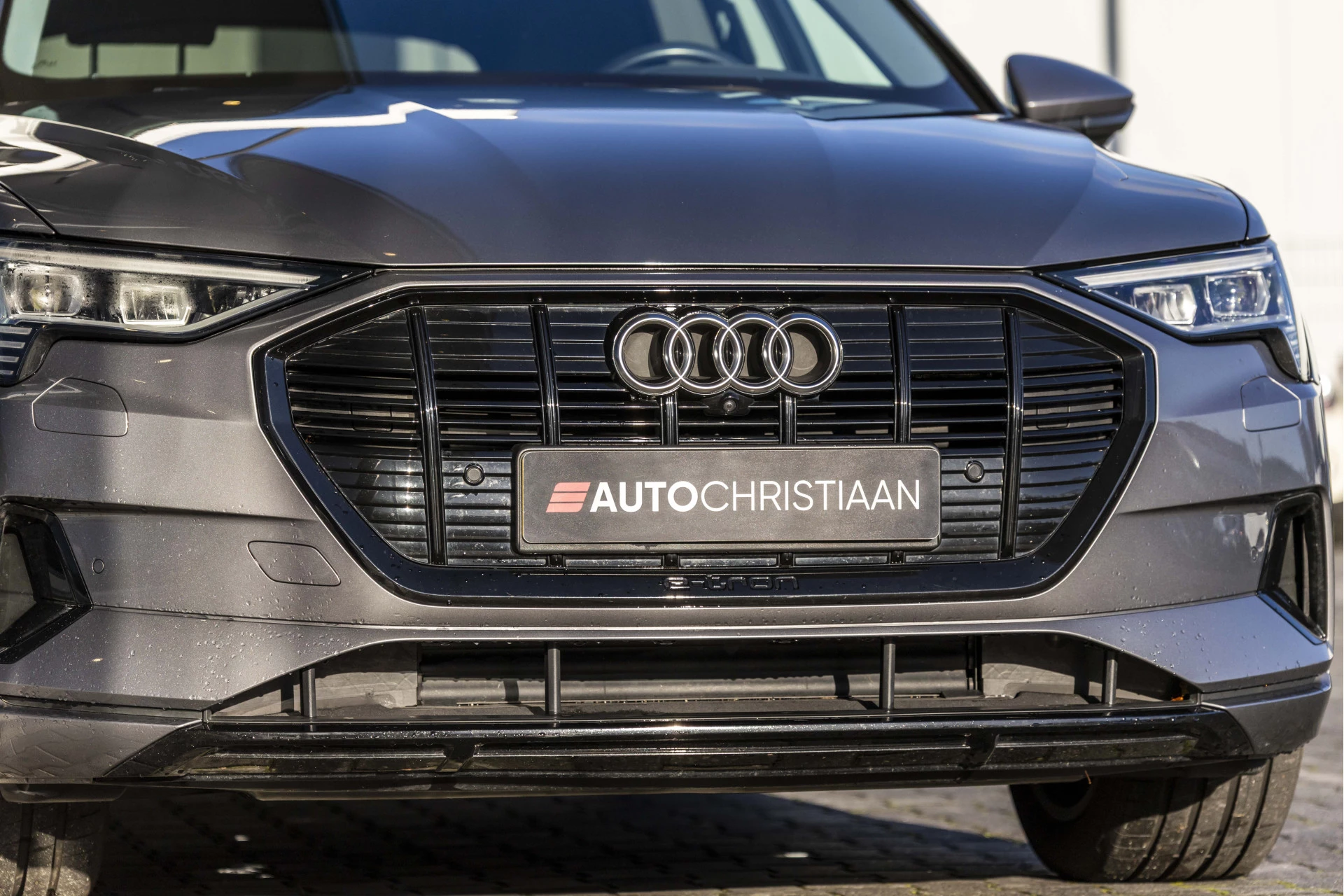 Hoofdafbeelding Audi e-tron