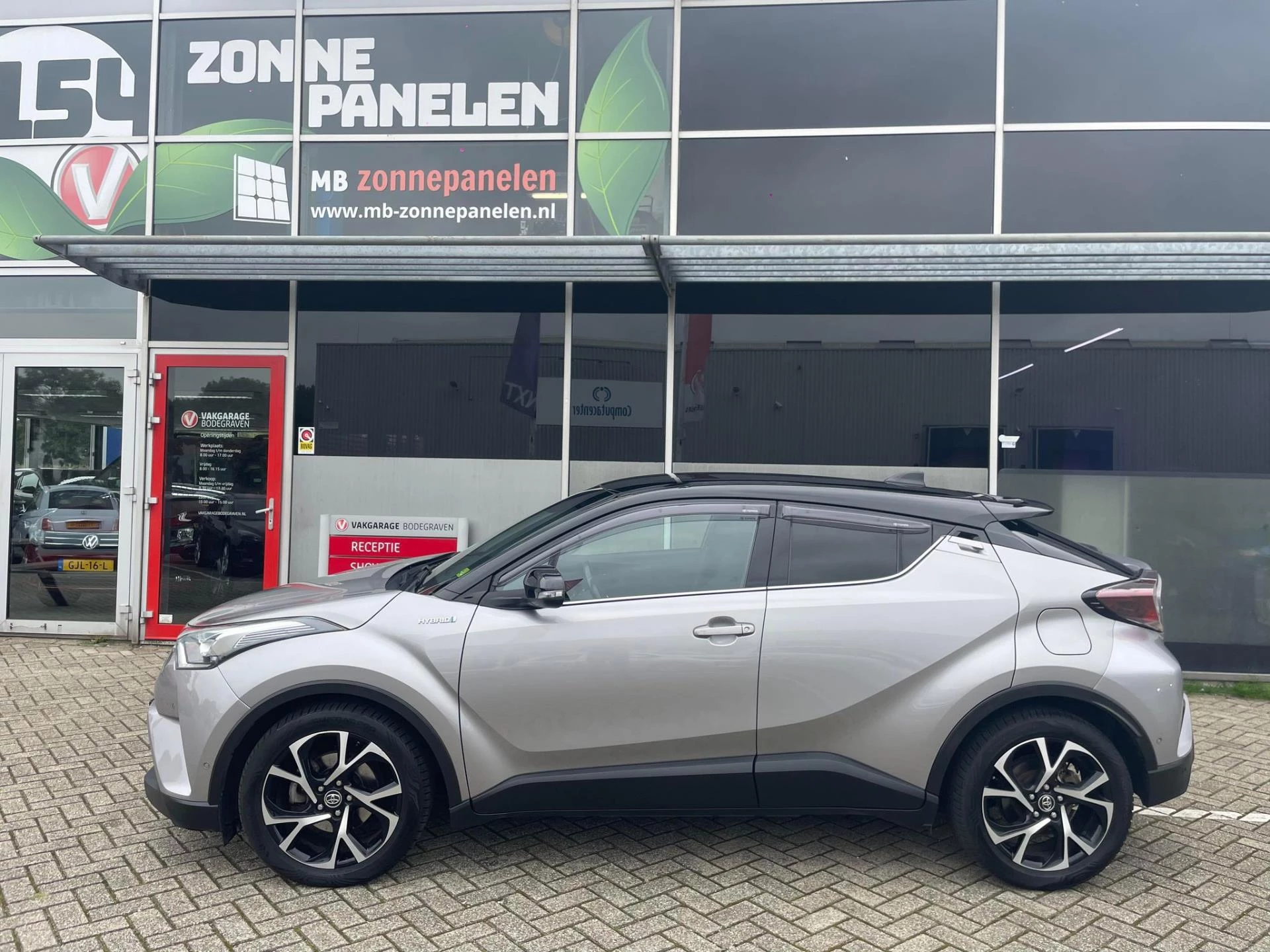 Hoofdafbeelding Toyota C-HR