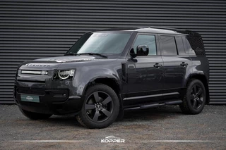 Hoofdafbeelding Land Rover Defender Land Rover Defender 3.0 D250 110 X-Dynamic SE / 3-Zits / 1e Eig / Pano / Luchtvering / Trekhaak / Garantie 06-2029