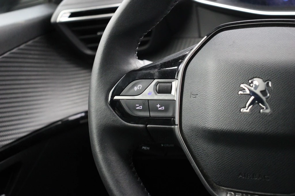 Hoofdafbeelding Peugeot e-208