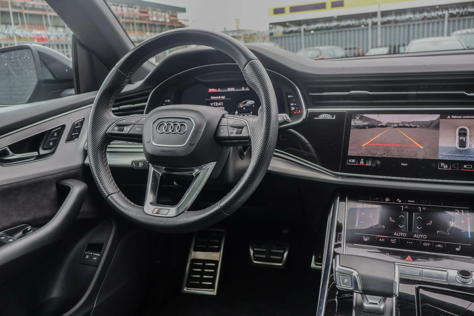 Hoofdafbeelding Audi Q8