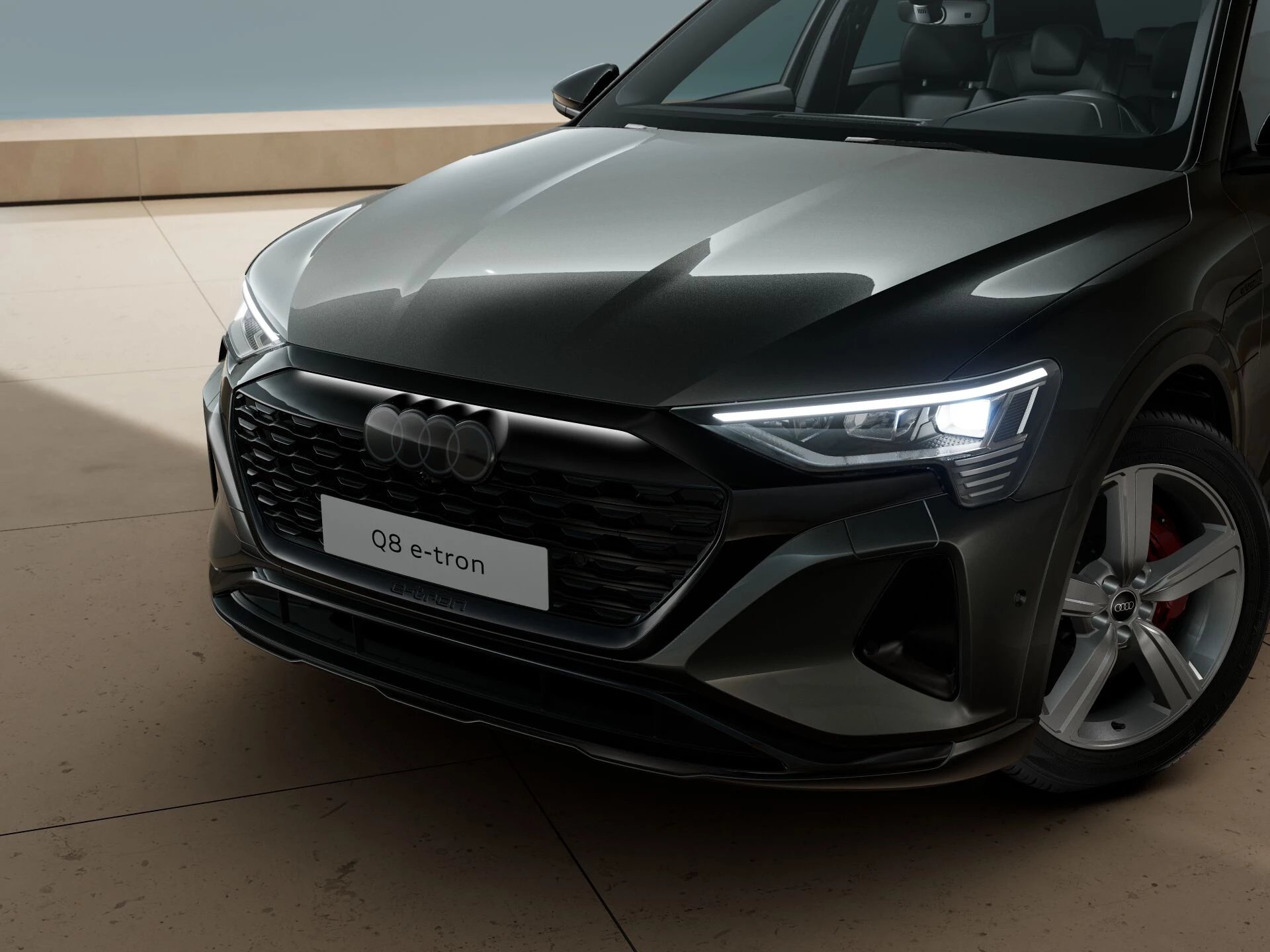 Hoofdafbeelding Audi Q8 e-tron