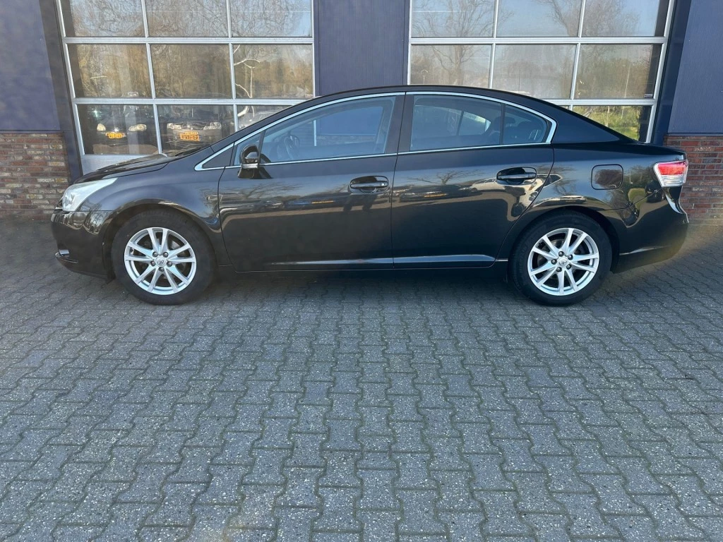 Hoofdafbeelding Toyota Avensis