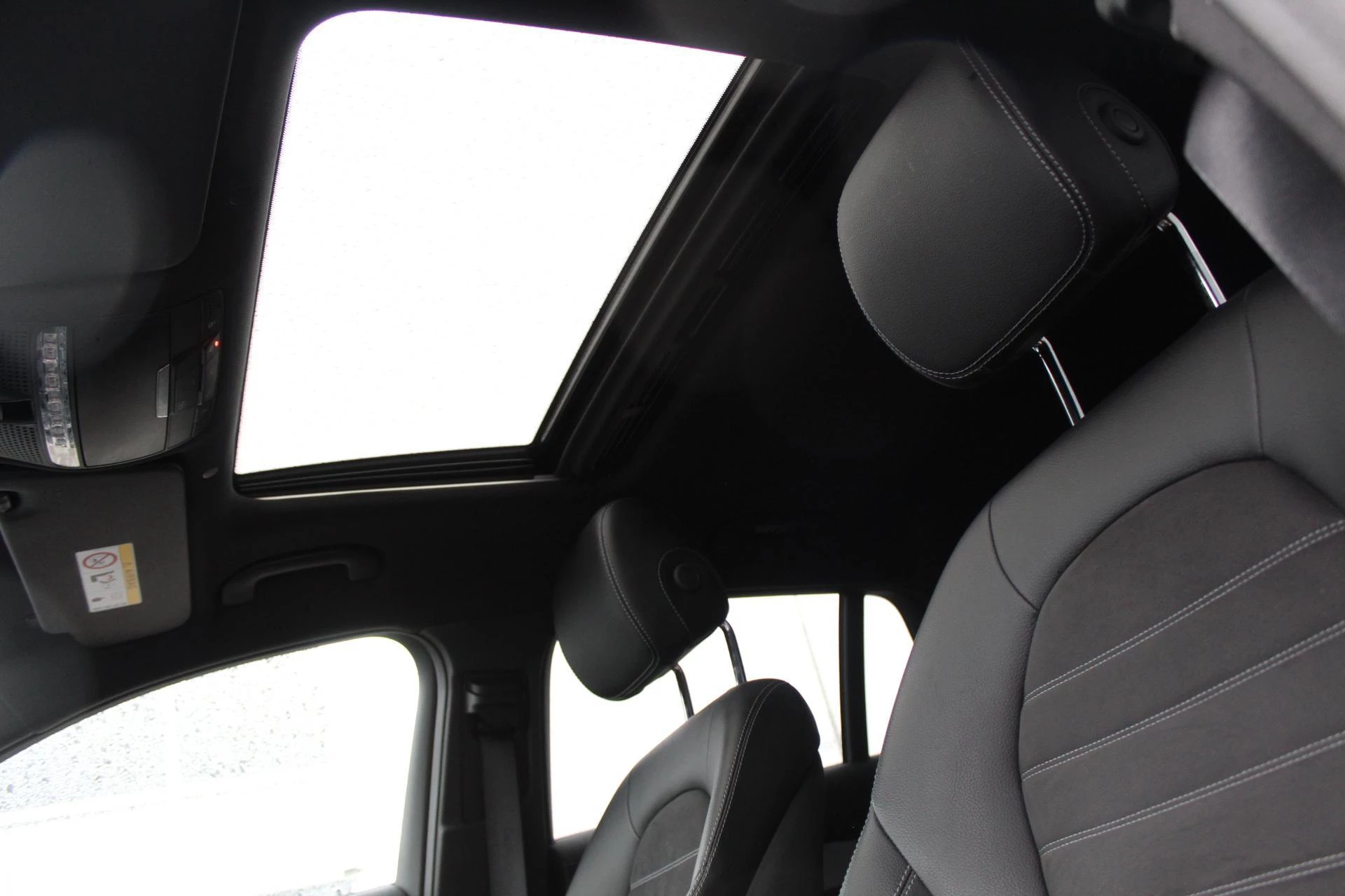 Hoofdafbeelding Mercedes-Benz EQC