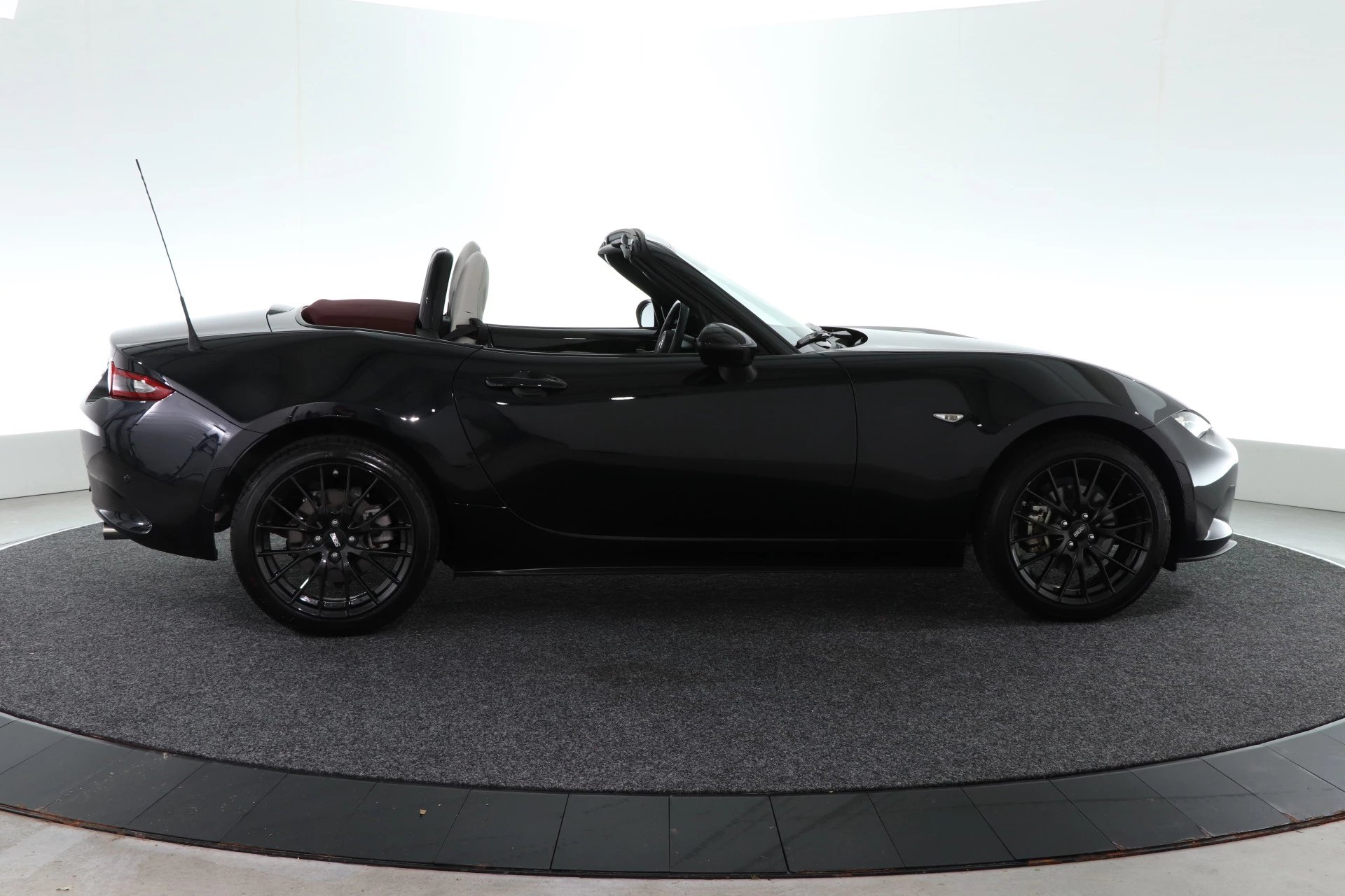 Hoofdafbeelding Mazda MX-5