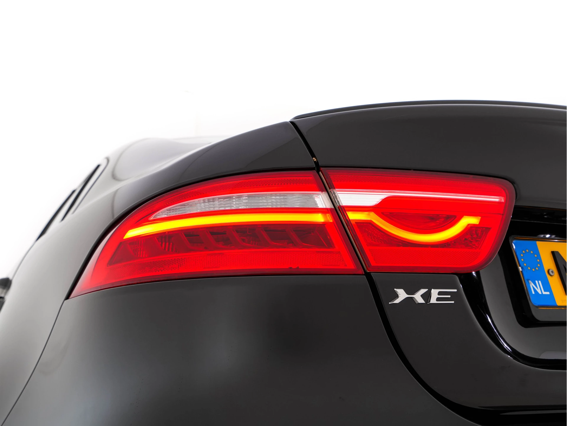 Hoofdafbeelding Jaguar XE