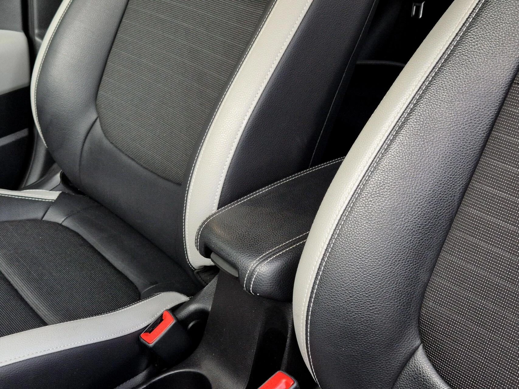 Hoofdafbeelding Kia Stonic