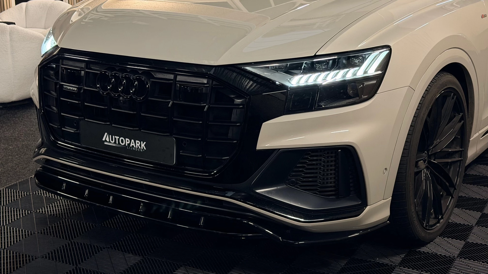 Hoofdafbeelding Audi Q8
